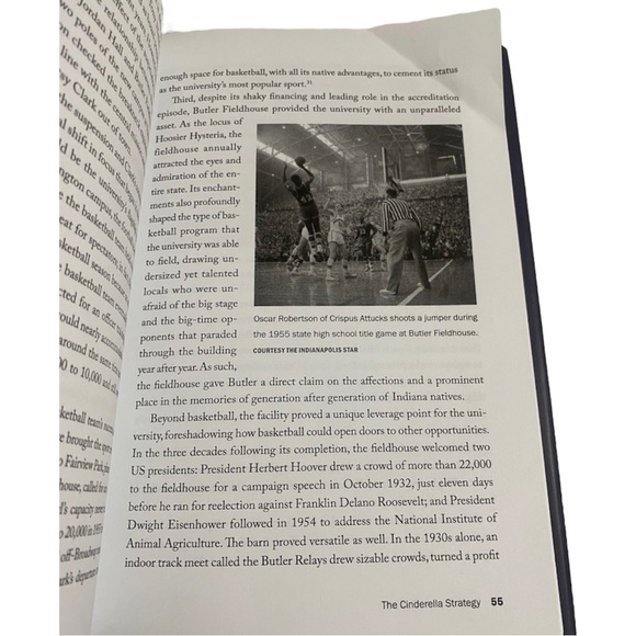 THE CINDERELLA STRATEGY: THE GAME PLAN BEHIND BUTLER By Graham Honaker And Jerry - Picture 7 of 10